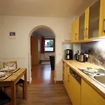 Alte Tischlerei By Rujana Apartment *