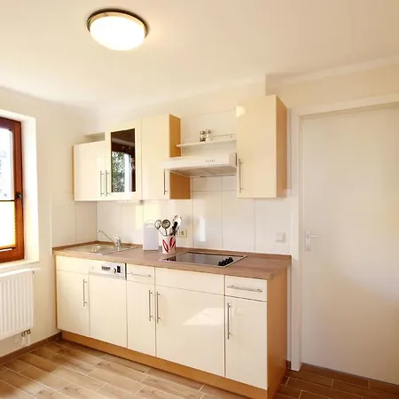 Alte Tischlerei By Rujana Daire